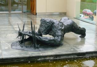 Visit to the new Rothschild Archive Centre Article Photo - 